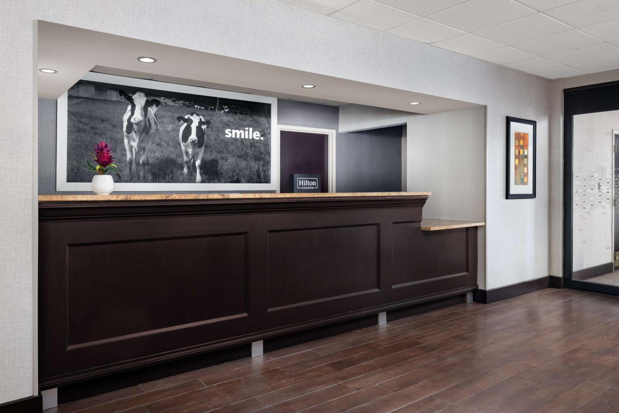 Hampton Inn Memphis-Walnut Grove/Baptist East Kültér fotó